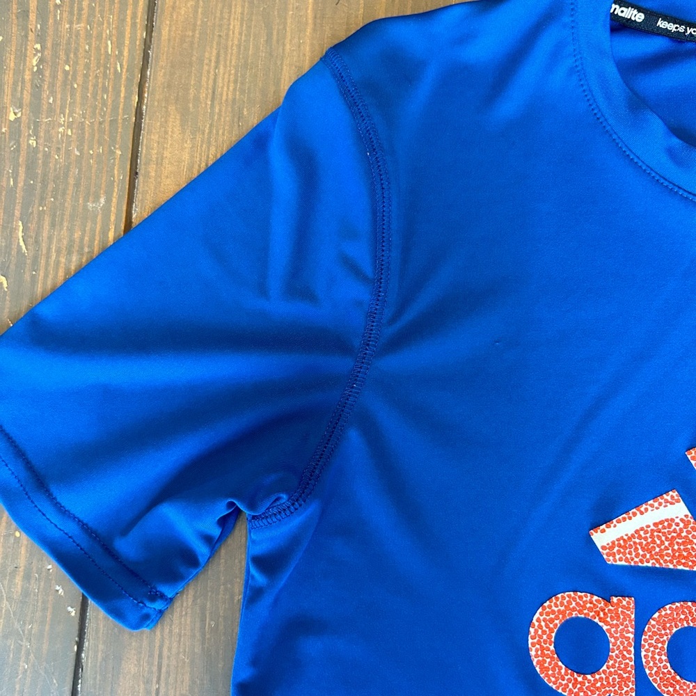 adidas Climalite Boy T-Shirt XL 18 Blue Graphic Print Logo Sports Outdoor School - Picture 3 of 15